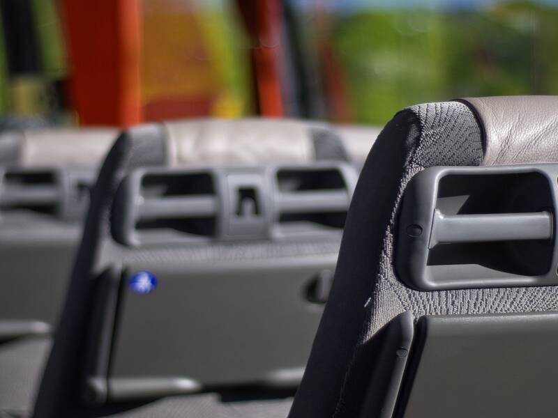 Sitze in einem Bus