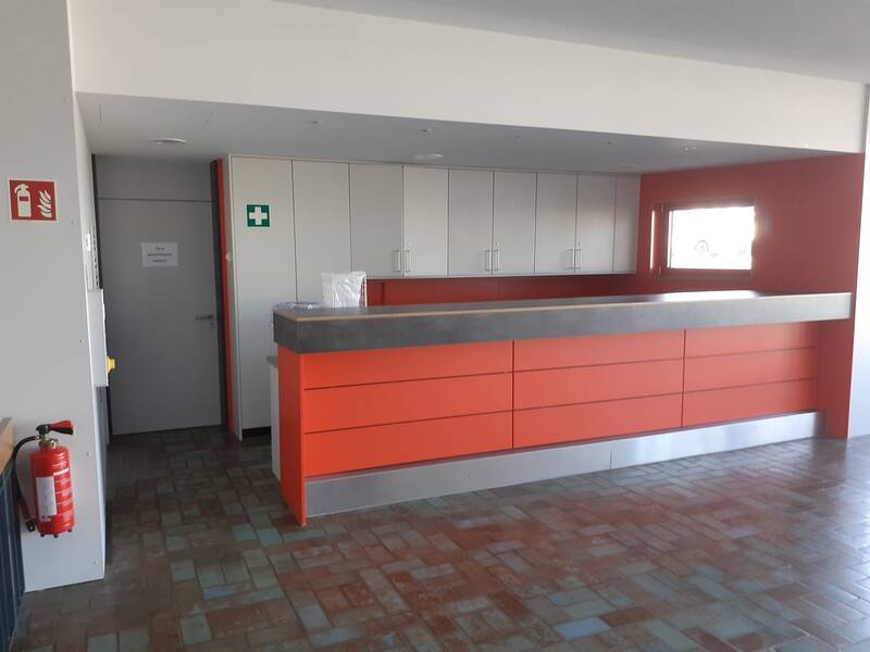 Serviertheke in der Cafeteria der Geschwister-Scholl-Realschule